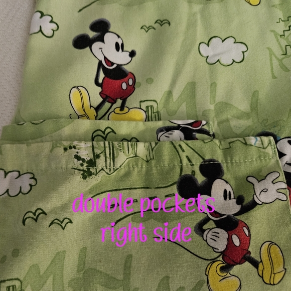 Disney Mickey Mouse Scrub Top Size M Medium 3 Pockets Draw String Back SO CUTE!! - Picture 8 of 12
